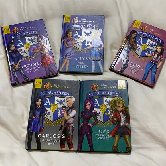 Bundle of Descendants School of secrets books